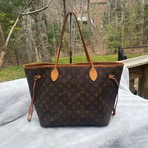 Louis Vuitton Neverfull MM Monogram